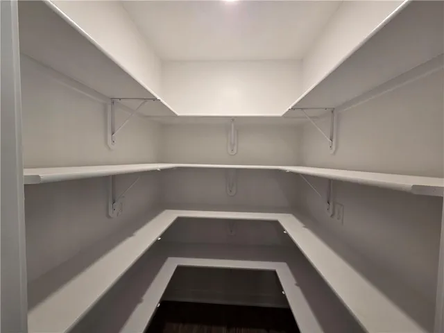 $219,900 | 30 East 7th Street, Adrian, MO 64720