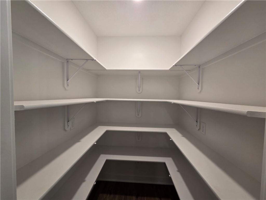 30 East 7th Street Adrian, MO 64720 - Photo 10 of 44
