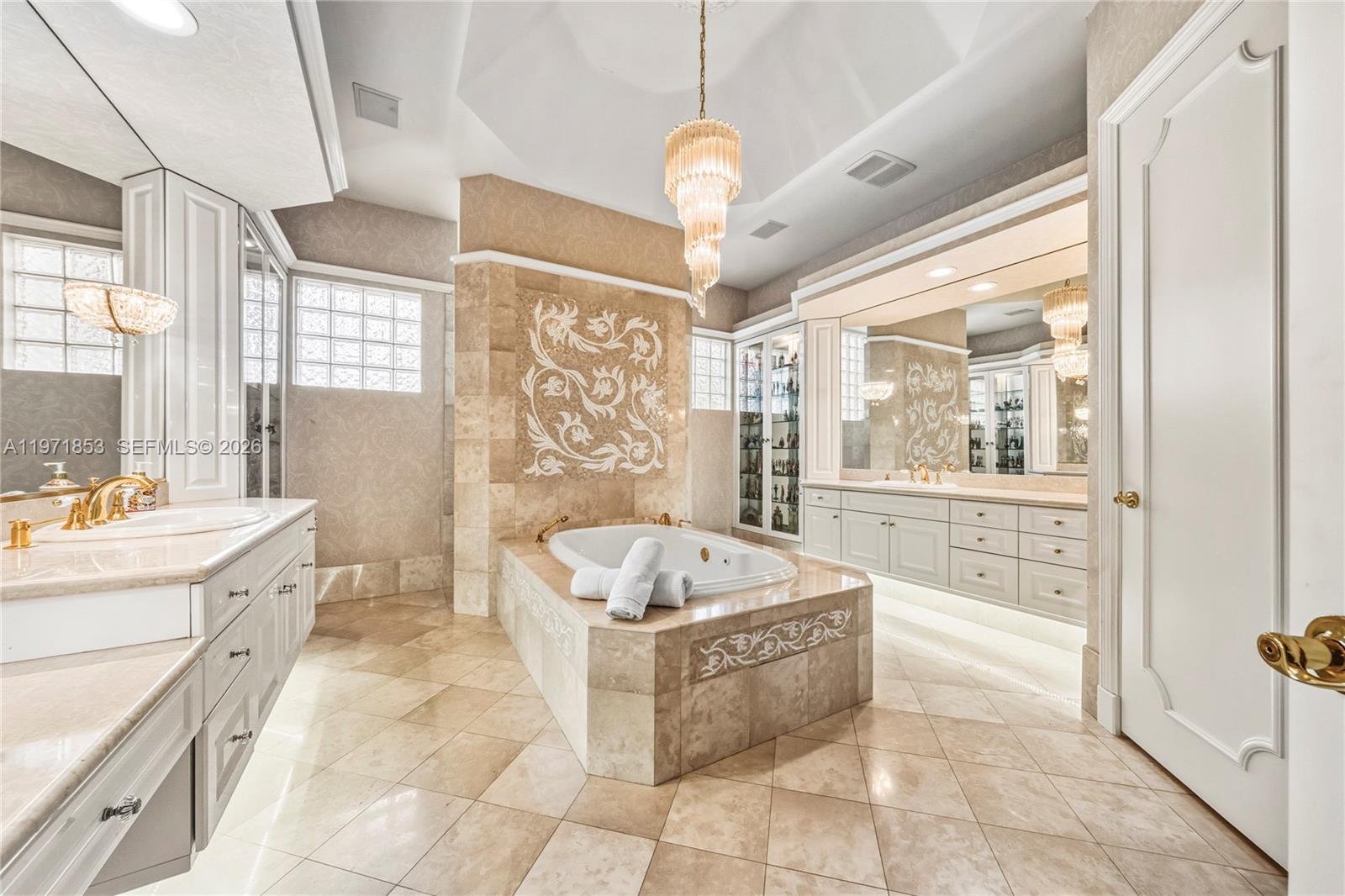 3520 Paddock Road Weston, FL 33331 - Photo 32 of 88