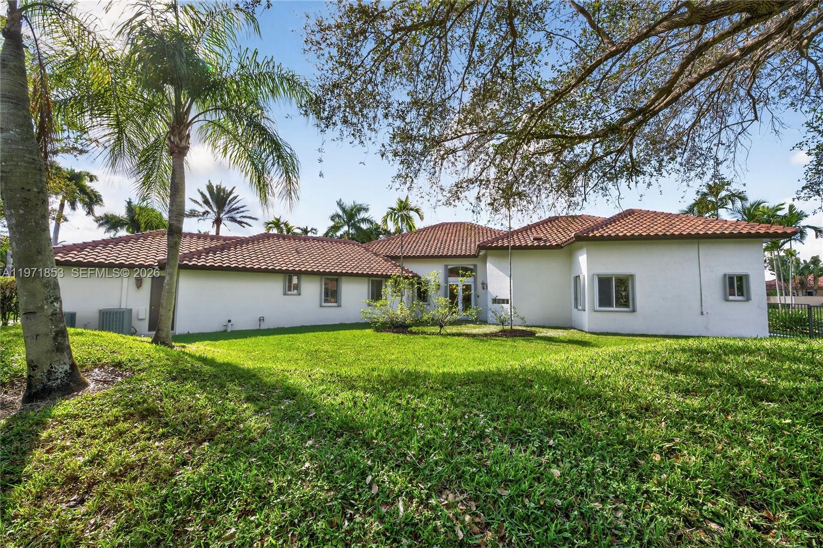 3520 Paddock Road Weston, FL 33331 - Photo 66 of 88