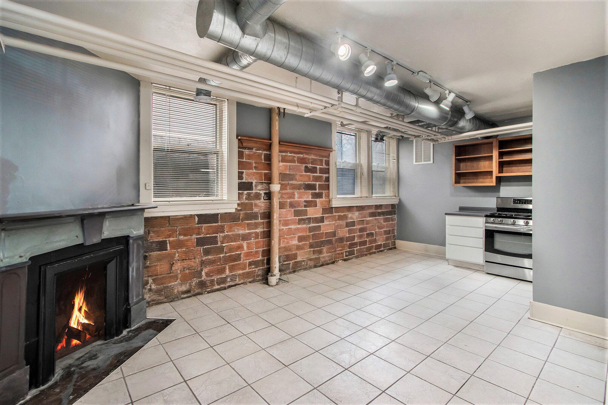 706 Locust Street Kalamazoo, MI 49007 - Photo 15 of 55 004_706locust_6_315