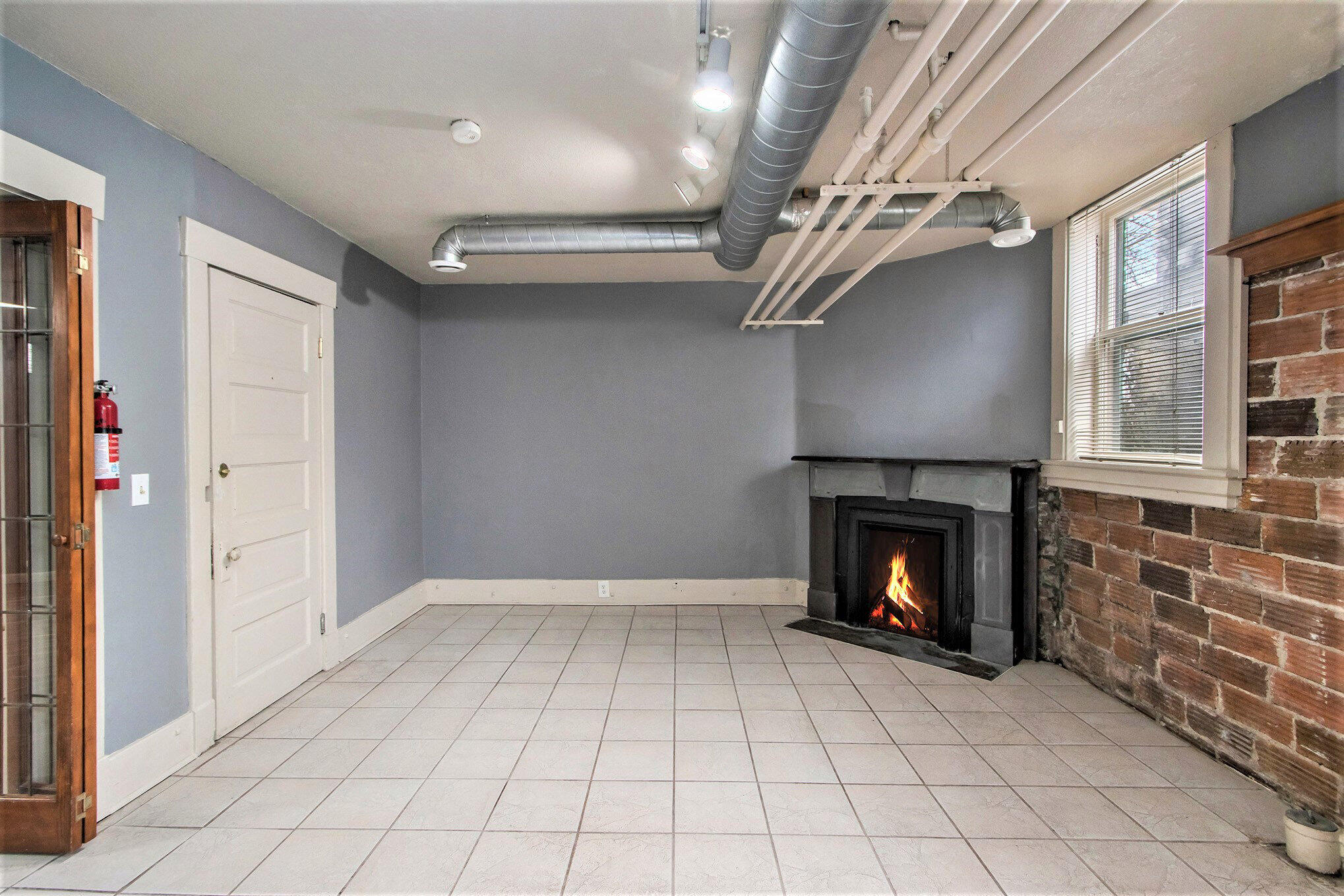 706 Locust Street Kalamazoo, MI 49007 - Photo 22 of 55 008_706locust_14_528