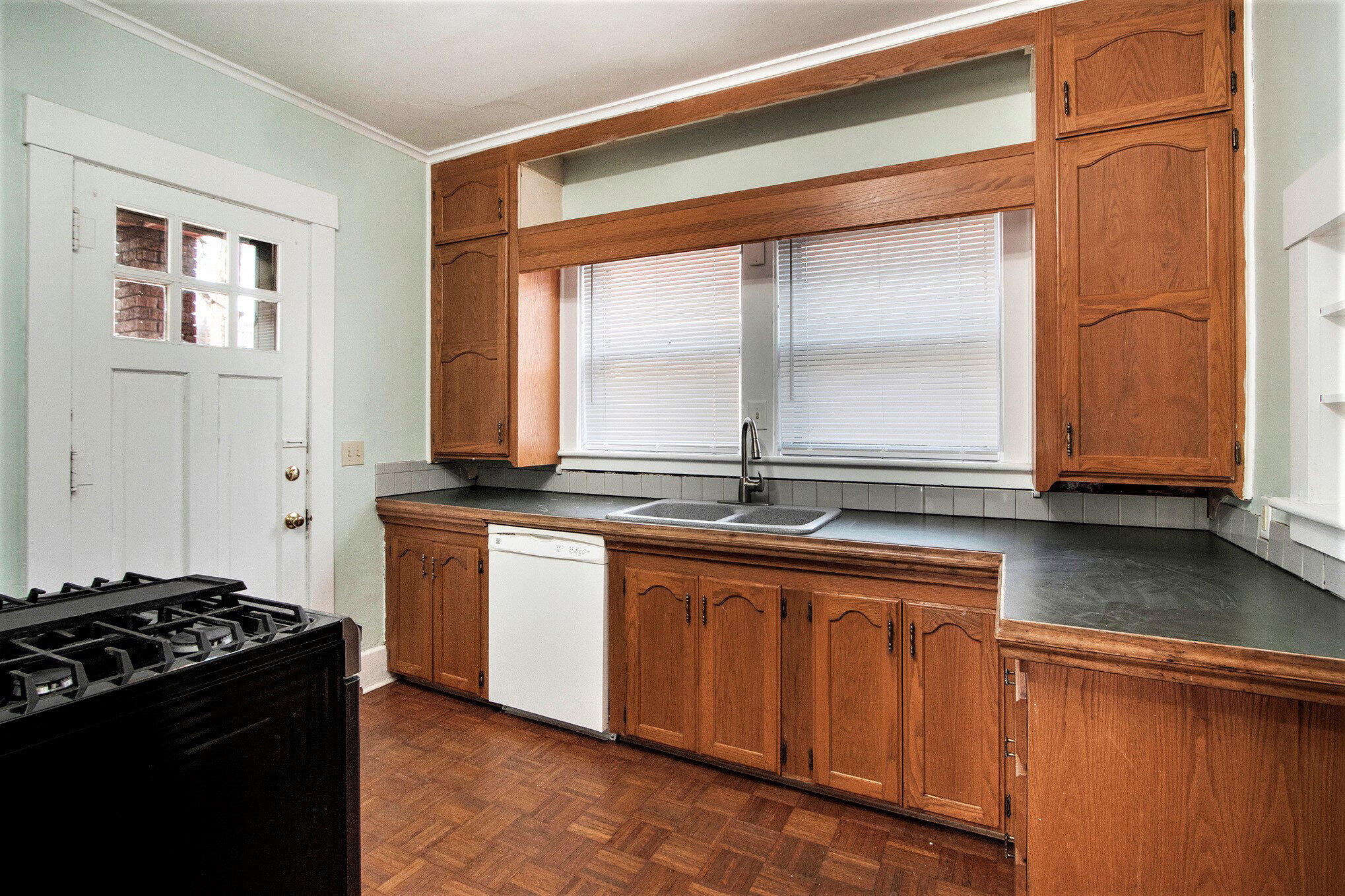 706 Locust Street Kalamazoo, MI 49007 - Photo 9 of 55 022_706locust_42_113