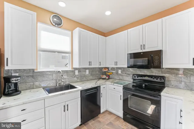 $465,000 | 220 Beaumont Drive, Oxford, PA 19363