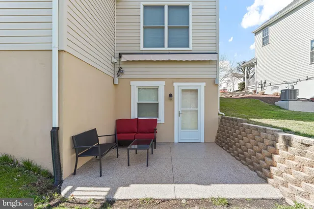 $465,000 | 220 Beaumont Drive, Oxford, PA 19363