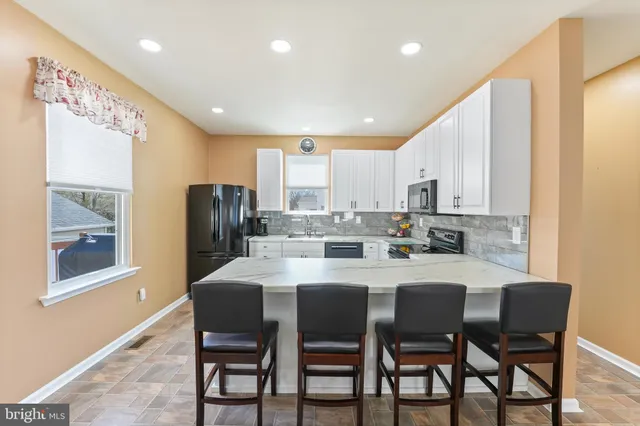 $465,000 | 220 Beaumont Drive, Oxford, PA 19363