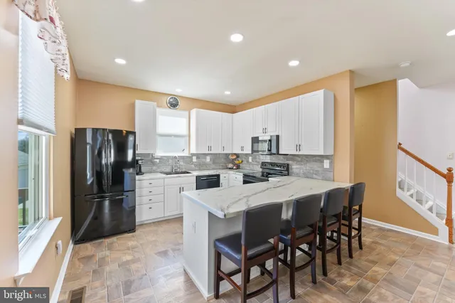 $465,000 | 220 Beaumont Drive, Oxford, PA 19363