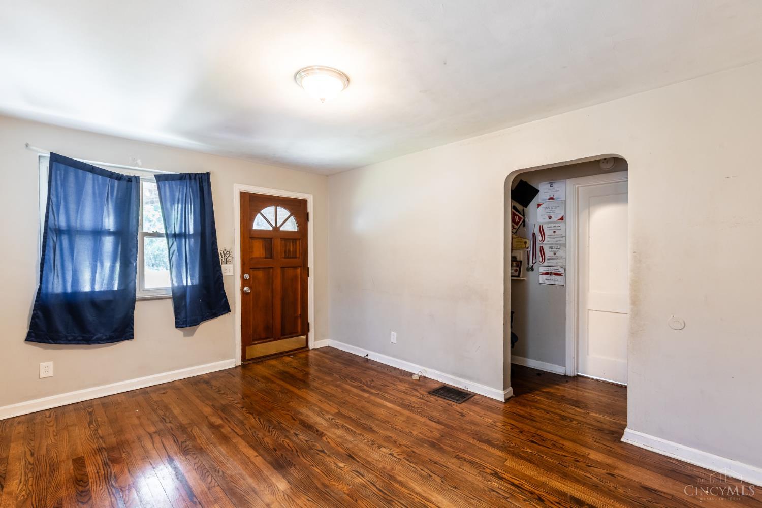 1383 Adams Road Cincinnati, OH 45231 - Photo 4 of 13 Gallery Image 4