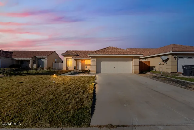 $369,999 | 3209 Titcher Lane, Rosamond, CA 93560