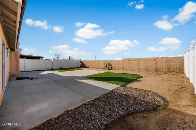 $369,999 | 3209 Titcher Lane, Rosamond, CA 93560