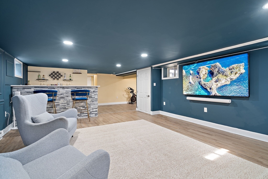 28 Dexter Road Lexington, MA 02420 - Photo 38 of 42