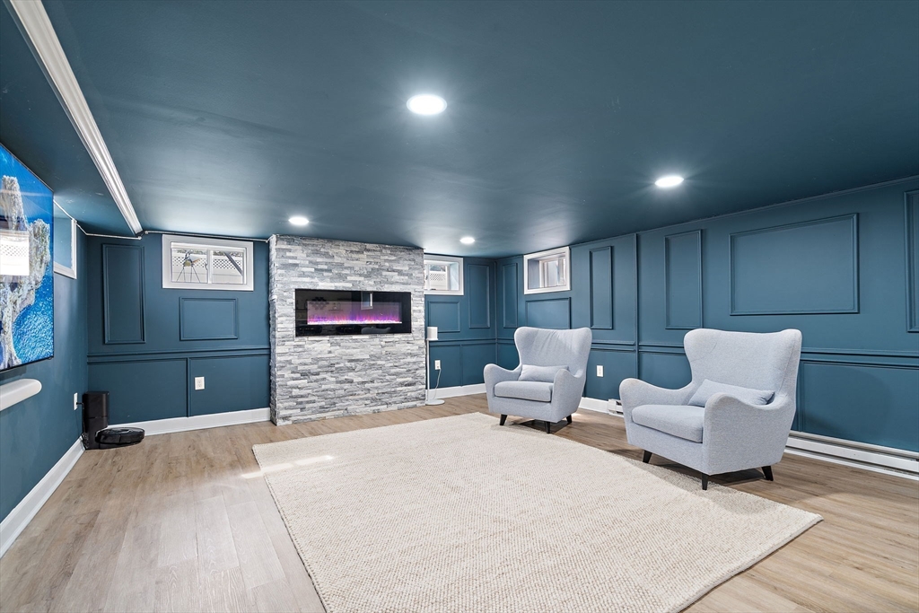 28 Dexter Road Lexington, MA 02420 - Photo 39 of 42