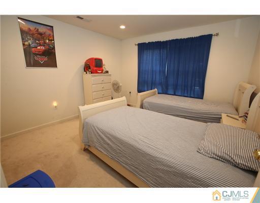 41 Champlain Road Monmouth Junction, NJ 08852 - Photo 14 of 21 Gallery Image 14