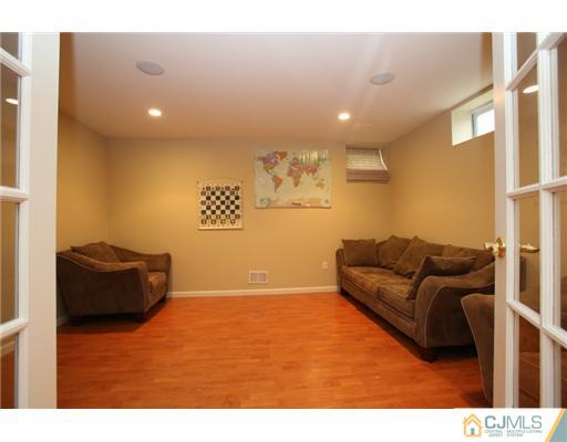 41 Champlain Road Monmouth Junction, NJ 08852 - Photo 19 of 21 Gallery Image 19