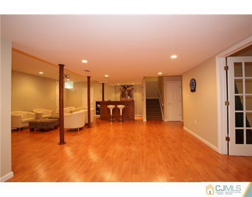41 Champlain Road Monmouth Junction, NJ 08852 - Photo 20 of 21 Gallery Image 20