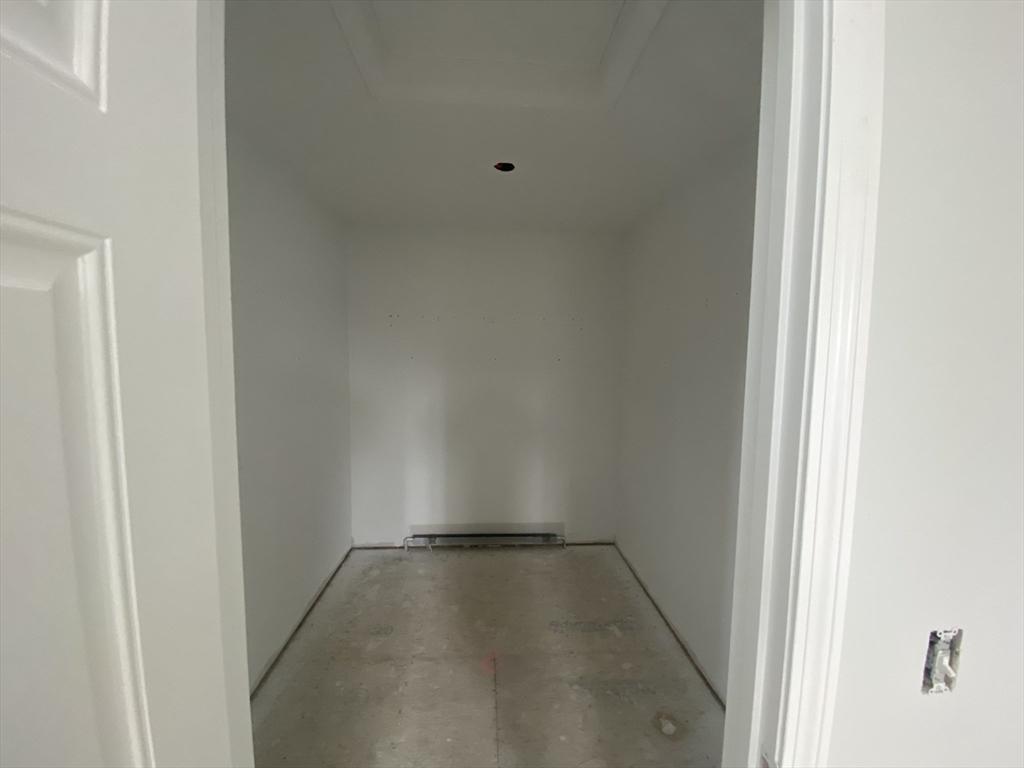 105 Forest Avenue Warren, MA 01585 - Photo 12 of 24