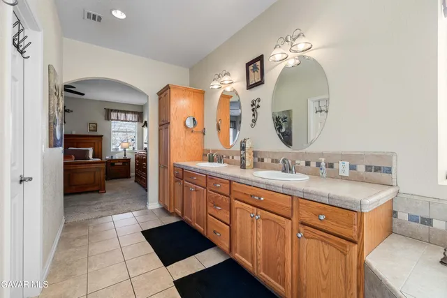 $750,000 | 8346 Avenue D4 W Lancaster Ca West, Lancaster, CA 93536