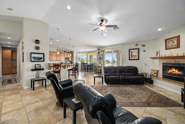 $750,000 | 8346 Avenue D4 W Lancaster Ca West, Lancaster, CA 93536