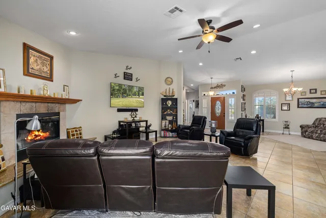 $750,000 | 8346 Avenue D4 W Lancaster Ca West, Lancaster, CA 93536