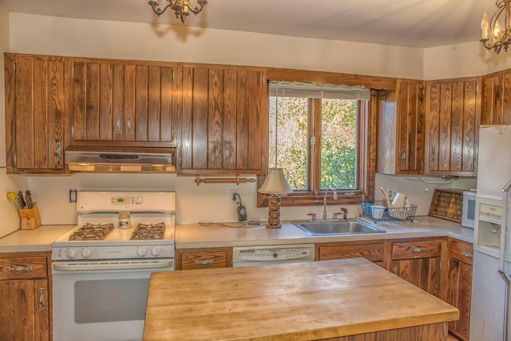 512 Main Road Granville, MA 01034 - Photo 14 of 34 Gallery Image 14