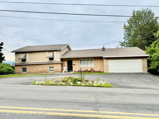 $350,000 | 135 8th Street, Blakely, PA 18447