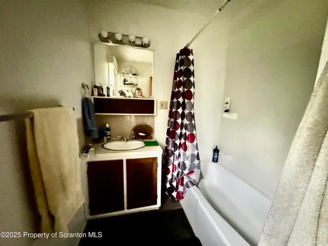 $350,000 | 135 8th Street, Blakely, PA 18447