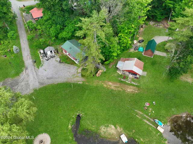 $279,999 | 302 Hadlock Pond Road, Fort Ann, NY 12827