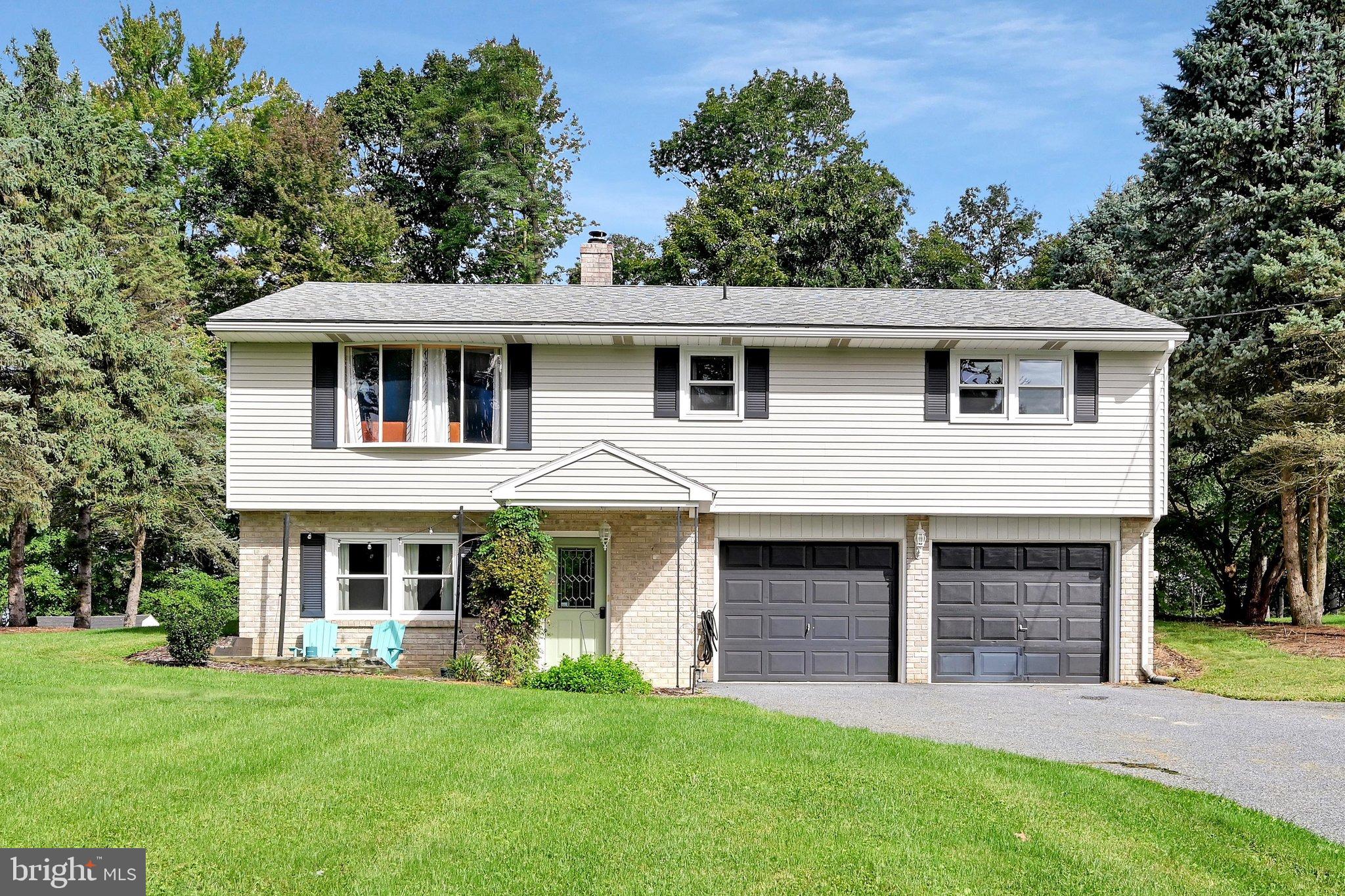 459 Aberdeen Road Elizabethtown, PA 17022 - Photo 8 of 50 Exterior Front