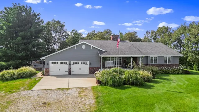 $949,900 | 15284 North 300 West, Wheatfield, IN 46392