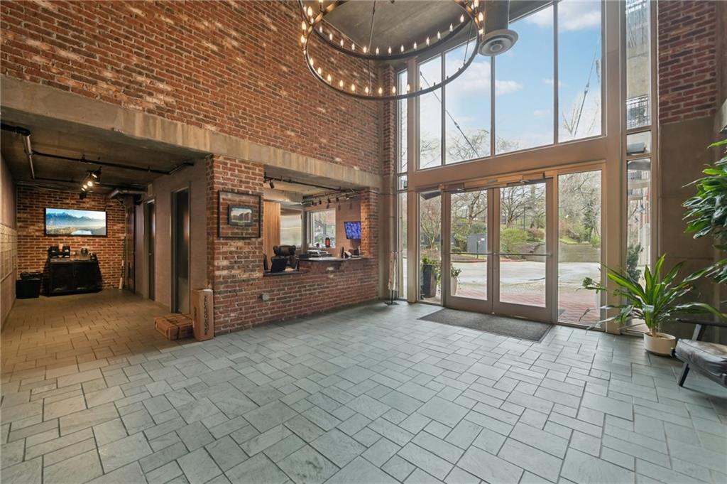3235 Roswell Road Northeast, Unit 506 Atlanta, GA 30305 - Photo 27 of 34