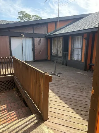 $450,000 | 2013 Deats Road, Dickinson, TX 77539