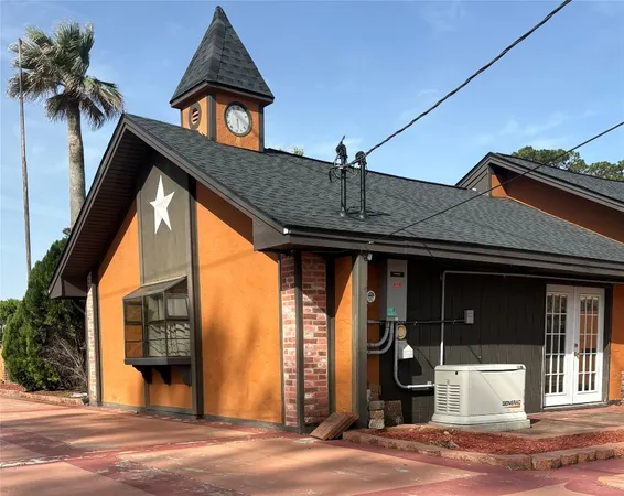 $450,000 | 2013 Deats Road, Dickinson, TX 77539