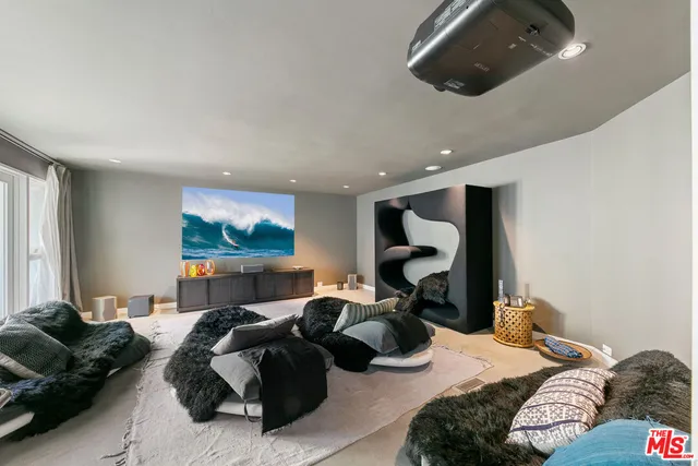 $40,000 | 27428 Pacific Coast Highway, Malibu, CA 90265