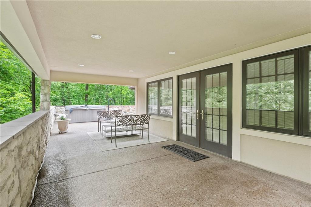337 Fox Chapel Road Pittsburgh, PA 15238 - Photo 35 of 40