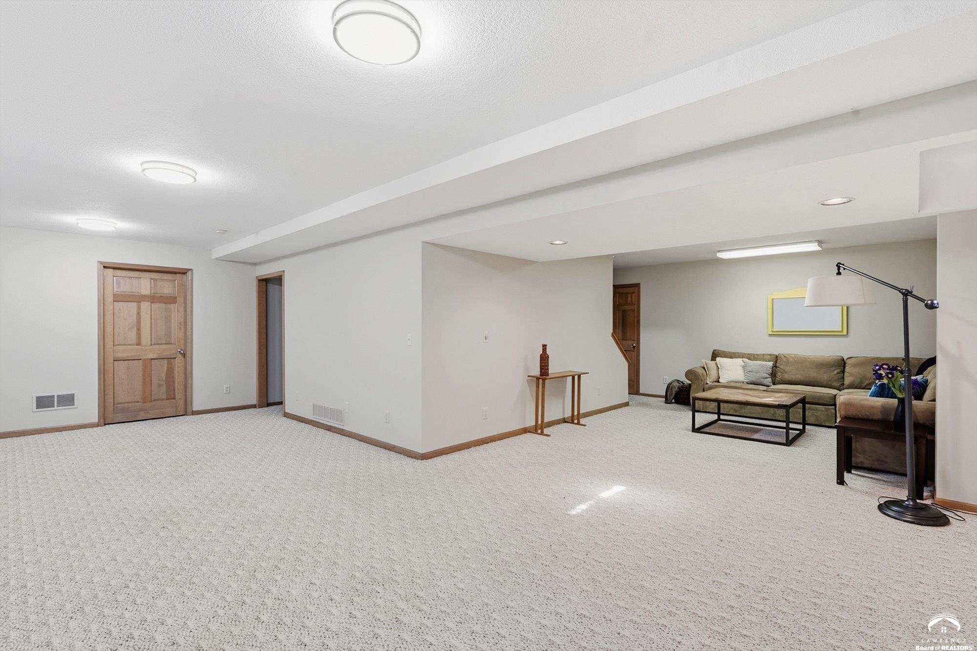 2101 Riviera Drive Lawrence, KS 66047 - Photo 19 of 22