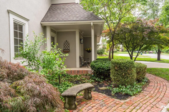 $547,500 | 2101 Riviera Drive, Lawrence, KS 66047