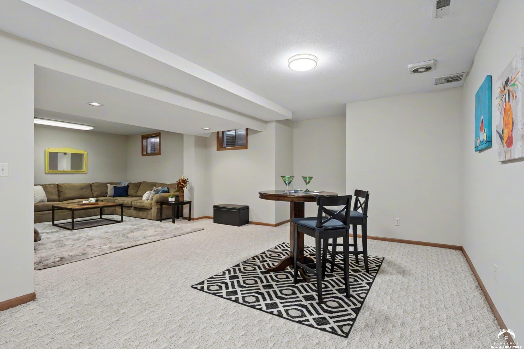 2101 Riviera Drive Lawrence, KS 66047 - Photo 23 of 27