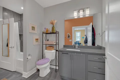 $274,900 | 519 27th Avenue North, Unit 101, Nashville, TN 37209