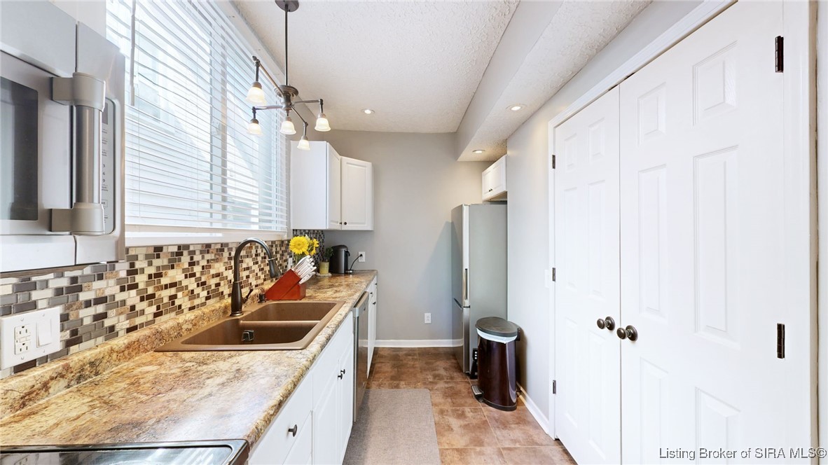 2119 Reno Avenue New Albany, IN 47150 - Photo 10 of 25