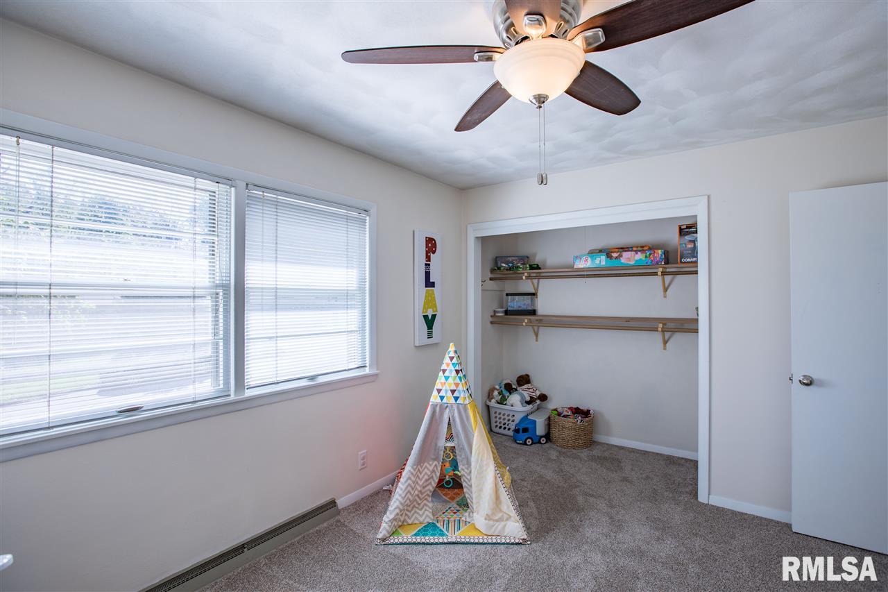 1001 Robin Road Muscatine, IA 52761 - Photo 17 of 23 Gallery Image 17