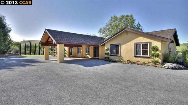7171 Johnston Road Livermore, CA 94551 - Photo 1 of 1 a view of backyard of house