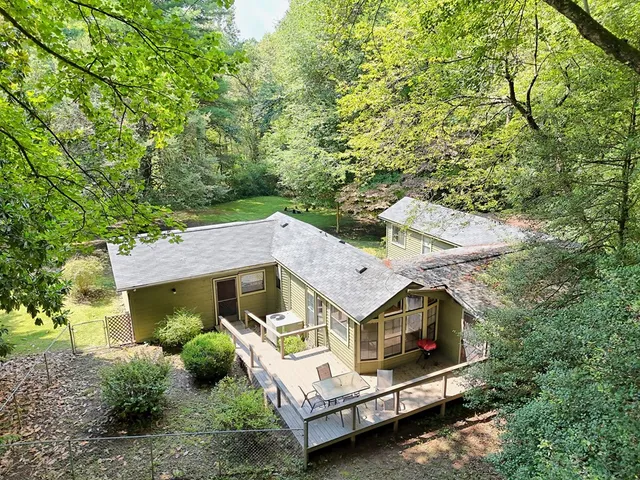 $235,900 | 641 Cold Branch Road, Hayesville, NC 28904