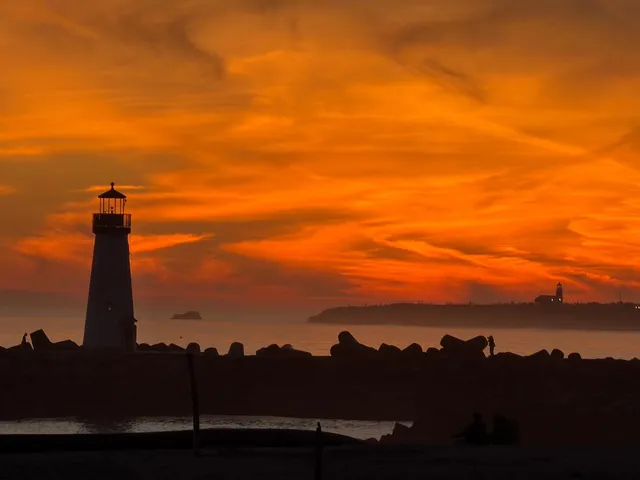 $1,950,000 | 1130 East Cliff Drive, Santa Cruz, CA 95062