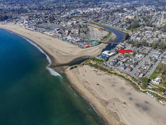a view of an entryway