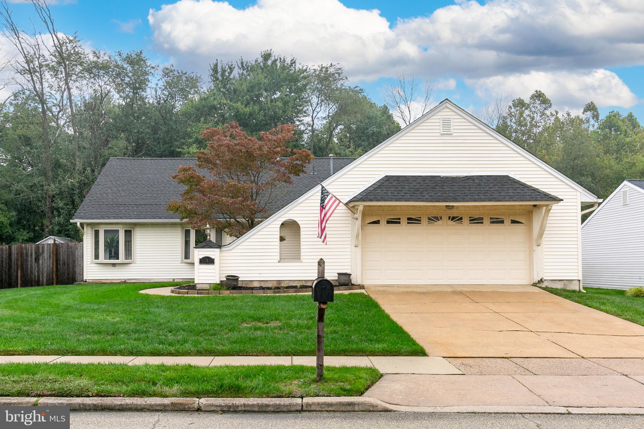 20 Pelham Road Marlton, NJ 08053 - Photo 2 of 37