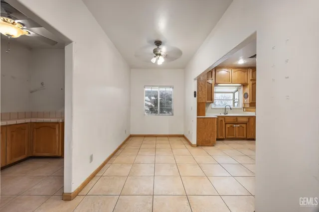 $899,999 | Undisclosed Address, Bakersfield, CA 93307