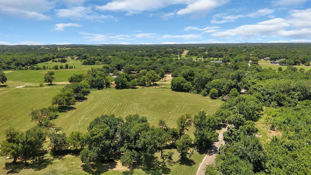 255 West Bethesda Road Burleson, TX 76028 - Photo 3 of 8