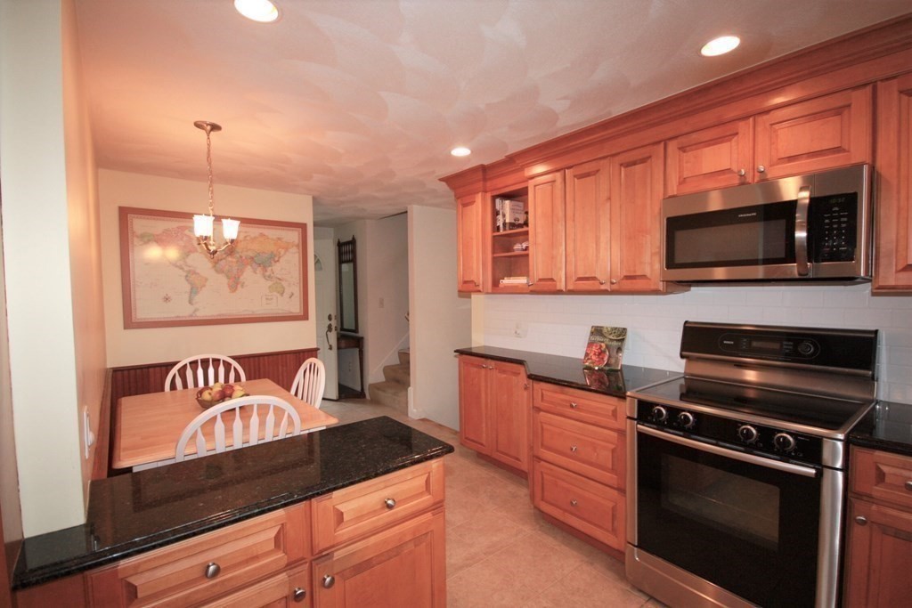 8 Danby Road Stoneham, MA 02180 - Photo 5 of 18 Gallery Image 5
