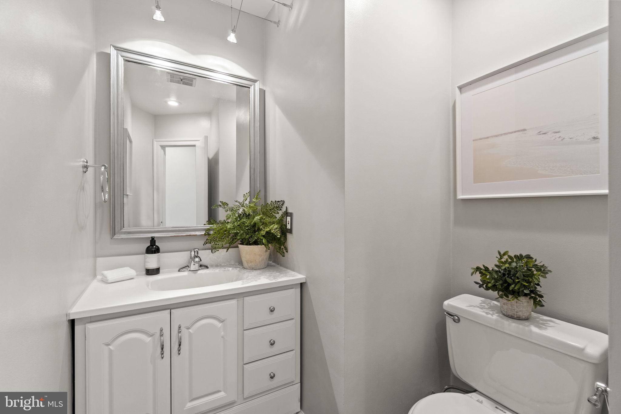 2001 16th Street Northwest, Unit 606 Washington, DC 20009 - Photo 13 of 34