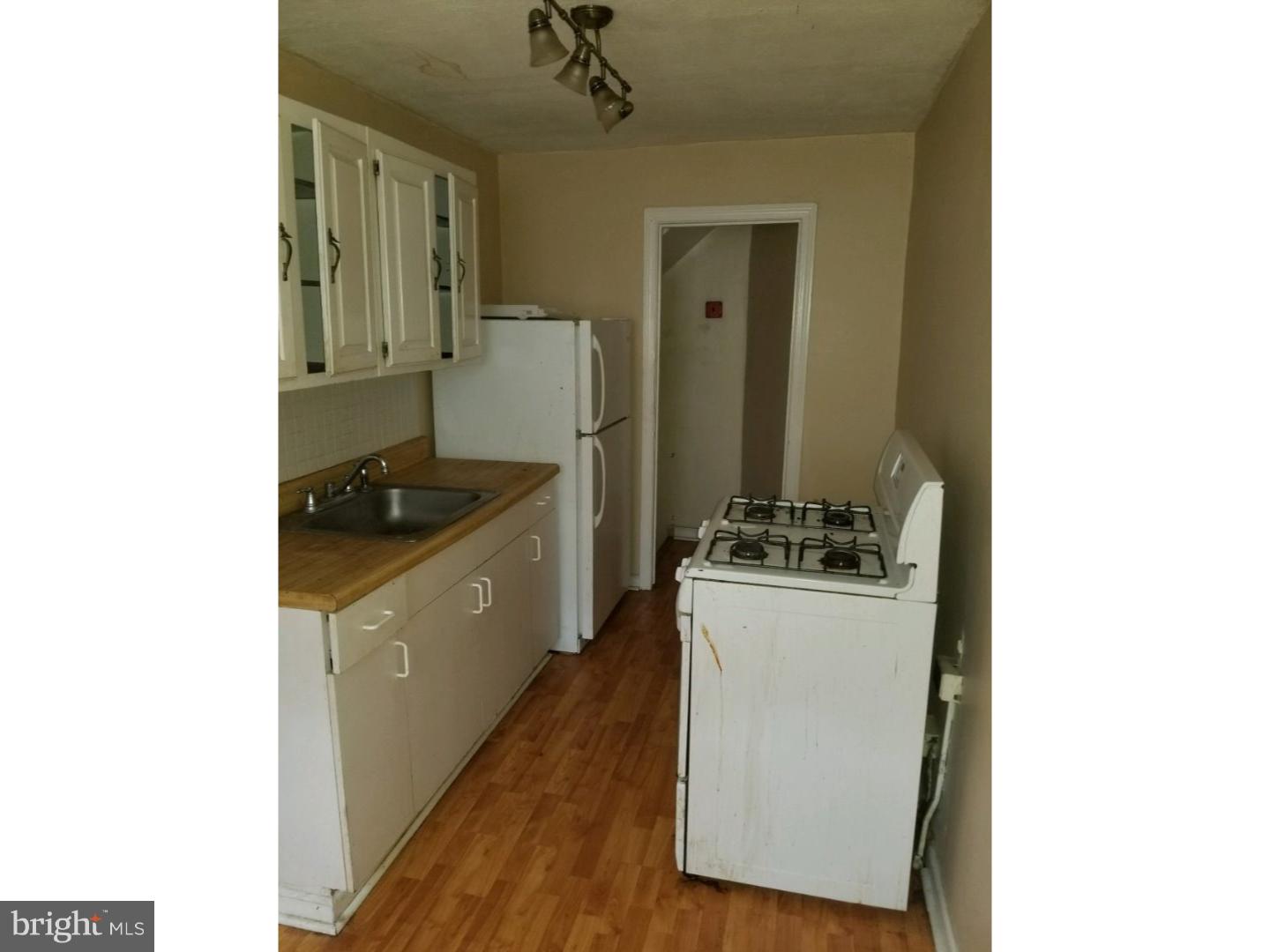 2641 Parma Road Philadelphia, PA 19131 - Photo 4 of 9 Kitchen